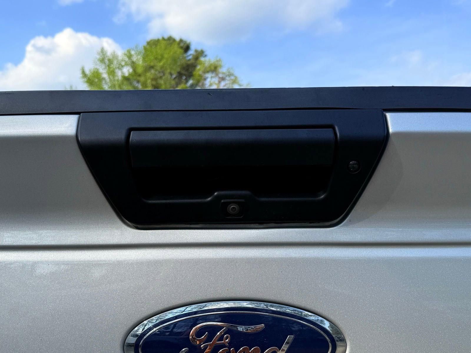 Used 2017 Ford F150 XLT w/ Heavy-Duty Payload Package AWD/4WD image 10