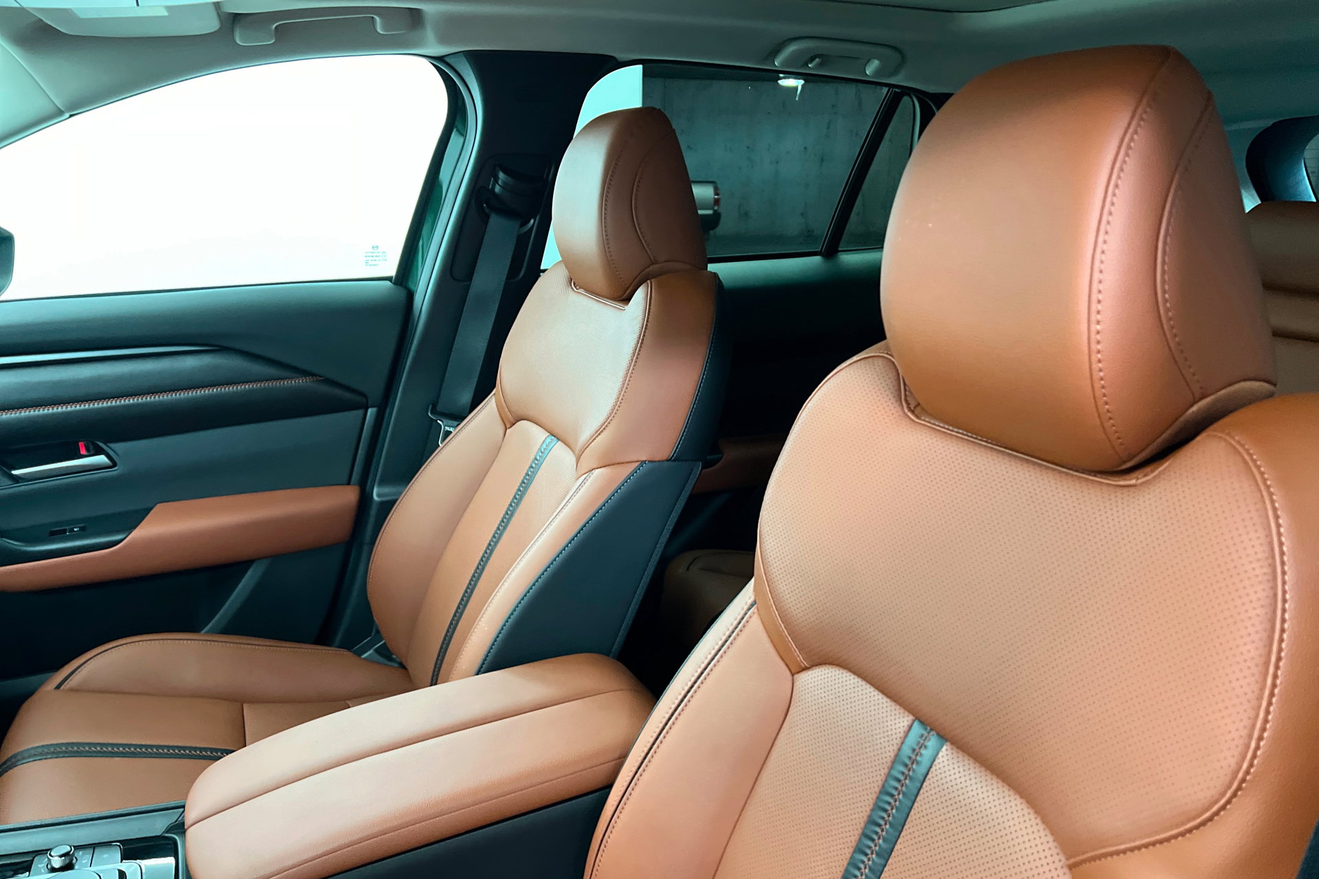 Used 2025 MAZDA CX-50 AWD 2.5 Turbo w/ Premium Pkg image 16