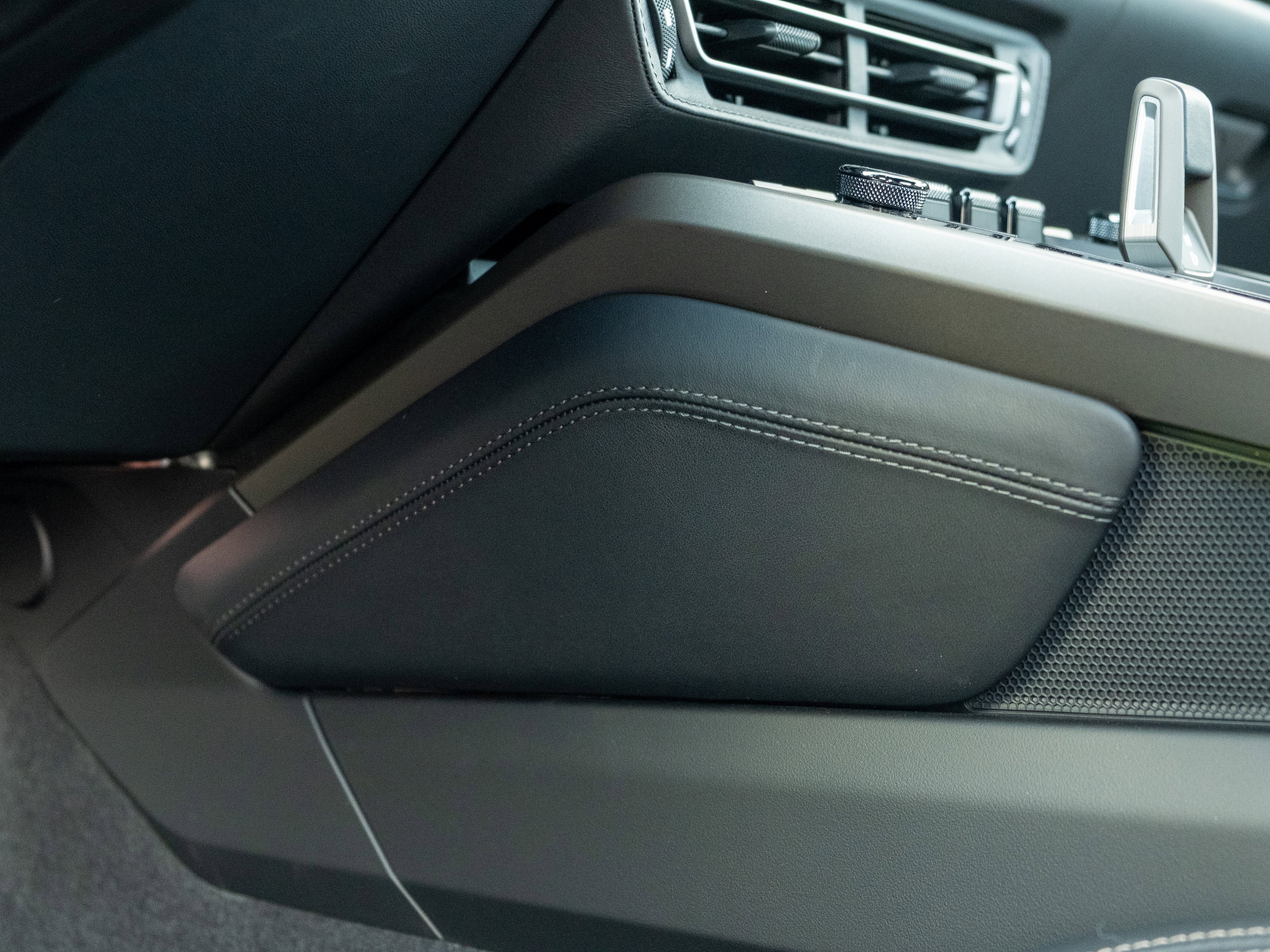 Certified 2025 Porsche 911 Turbo image 26