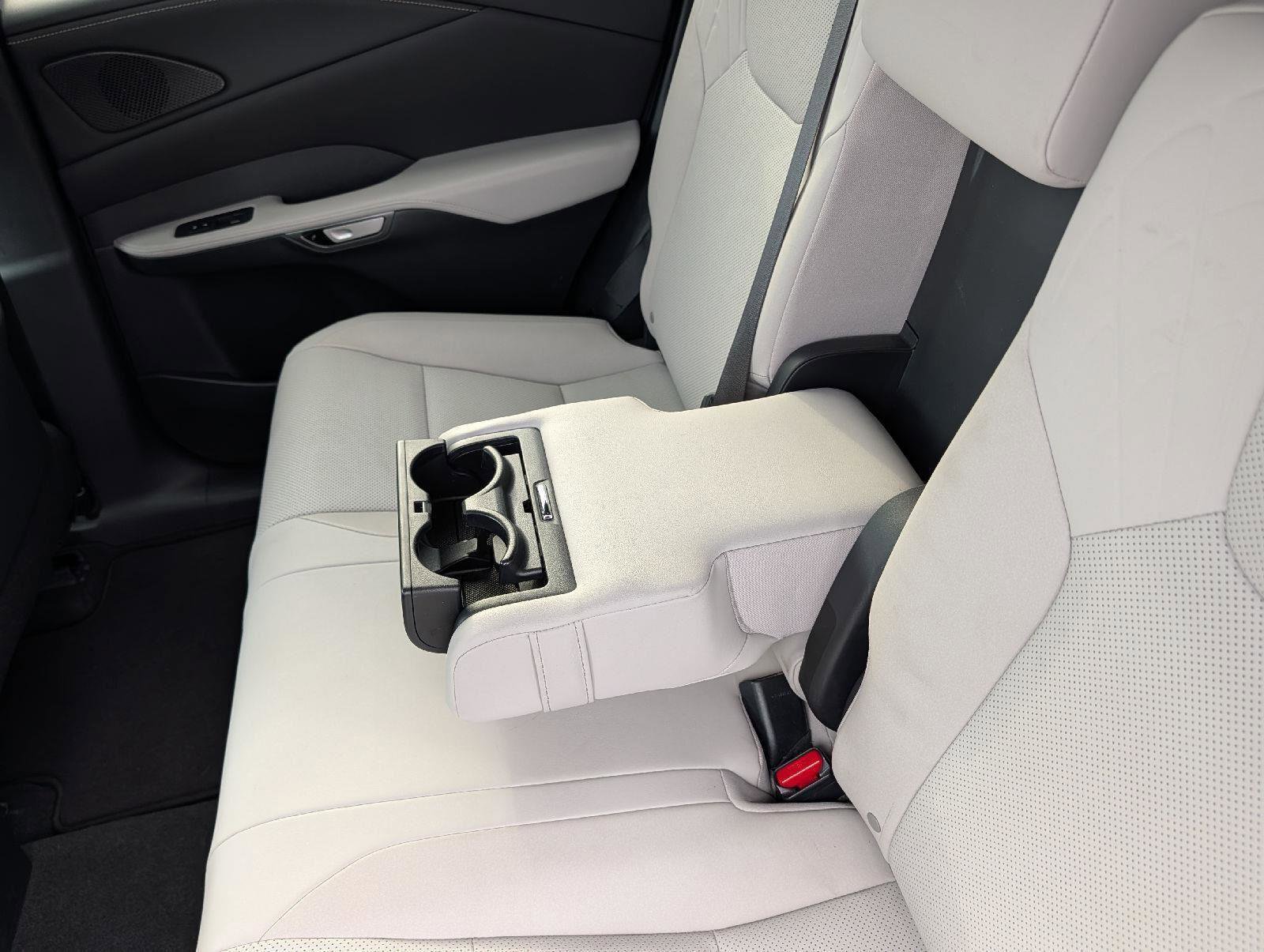 Used 2023 Lexus RX 350h w/ Cold Area Package AWD/4WD image 19