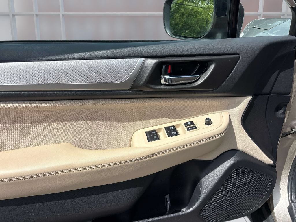 Used 2018 Subaru Outback 2.5i Premium AWD/4WD image 20