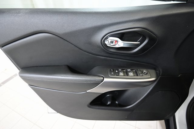 Used 2022 Jeep Cherokee Latitude Lux image 21