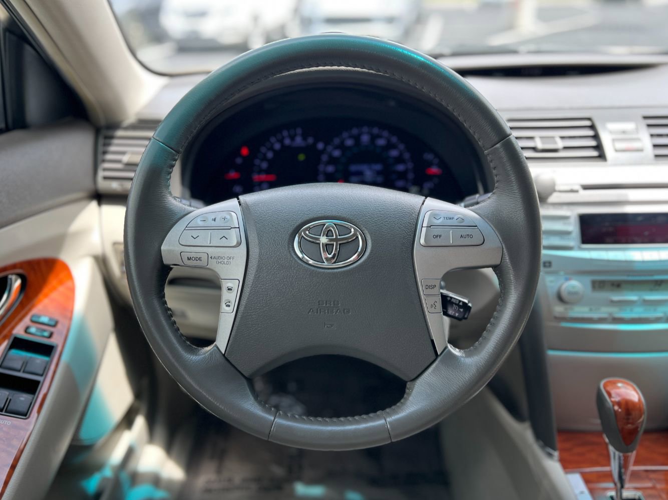 Used 2011 Toyota Camry XLE FWD image 13