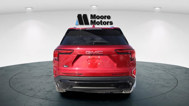 Used 2025 GMC Terrain Elevation w/ Black Edition image 4