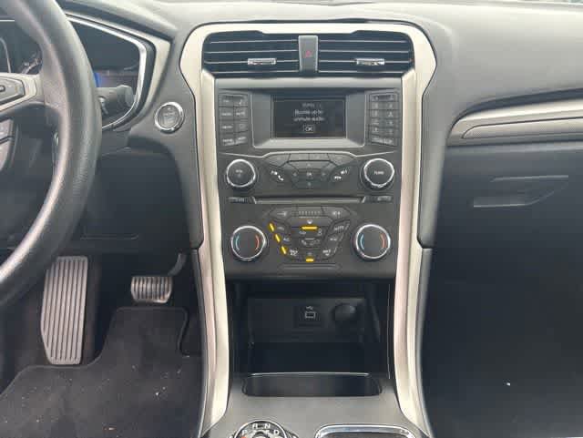 Used 2018 Ford Fusion S FWD image 18