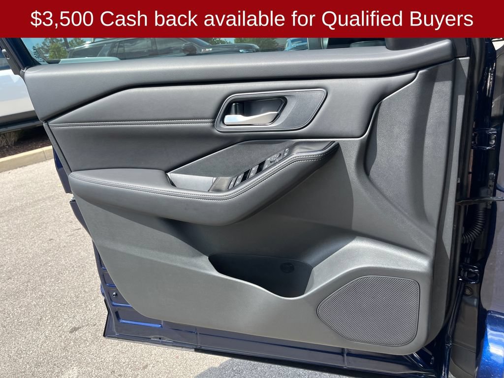 New 2026 Nissan Rogue Dark Armor FWD image 11