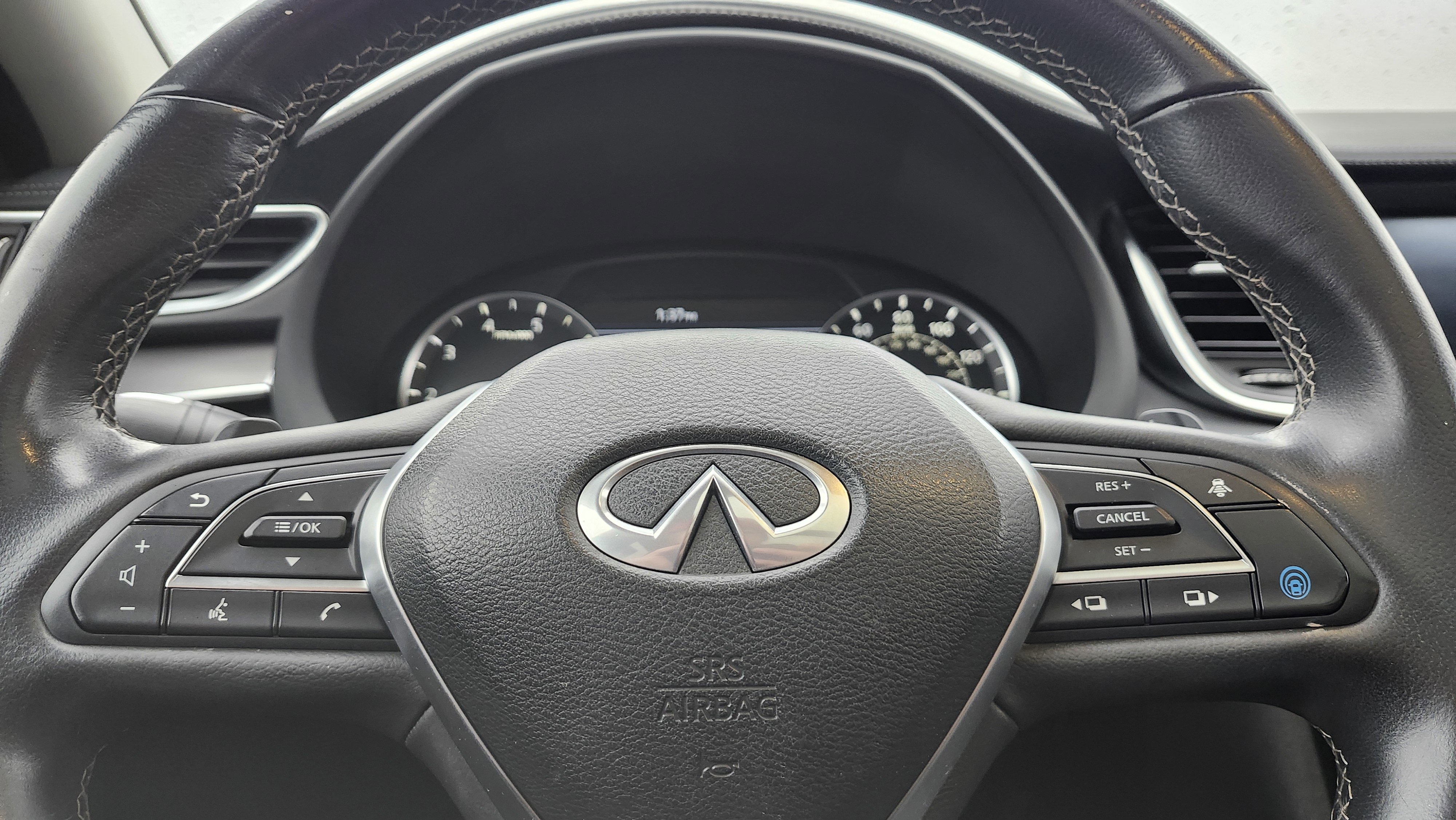 Used 2022 INFINITI QX50 Luxe image 32