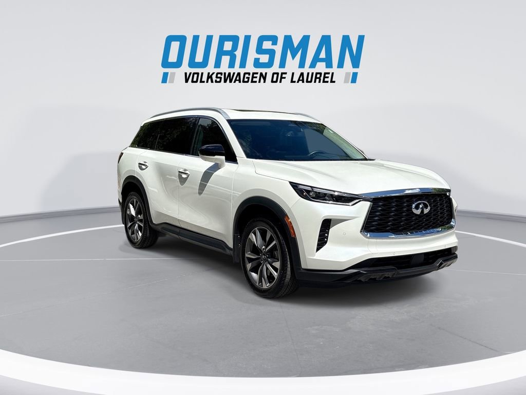 Used 2025 INFINITI QX60 Luxe AWD/4WD image 2