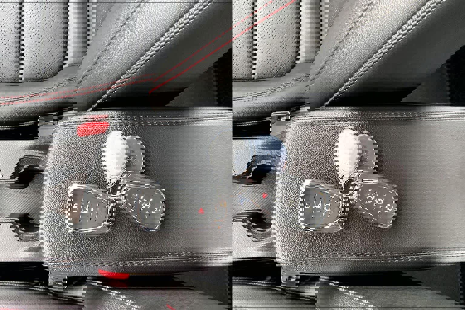 Used 2023 Chevrolet Bolt EUV LT w/ Convenience Package image 14