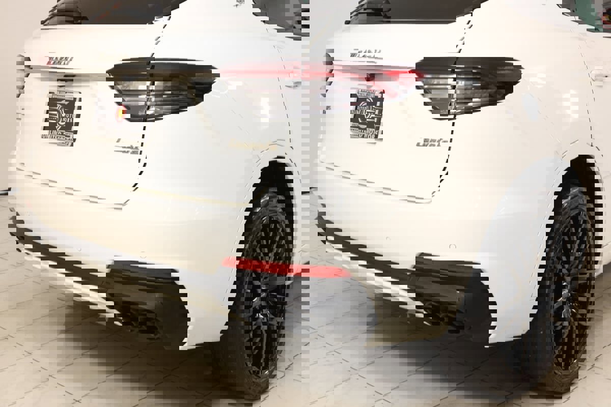 Used 2021 Maserati Levante GTS image 40