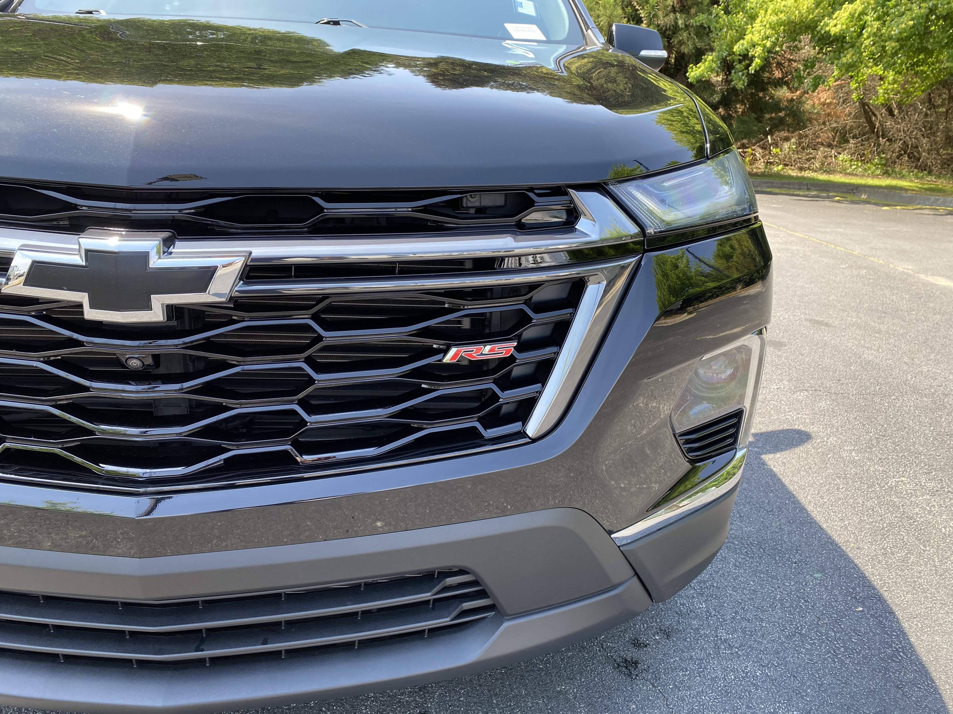 Used 2023 Chevrolet Traverse RS image 14