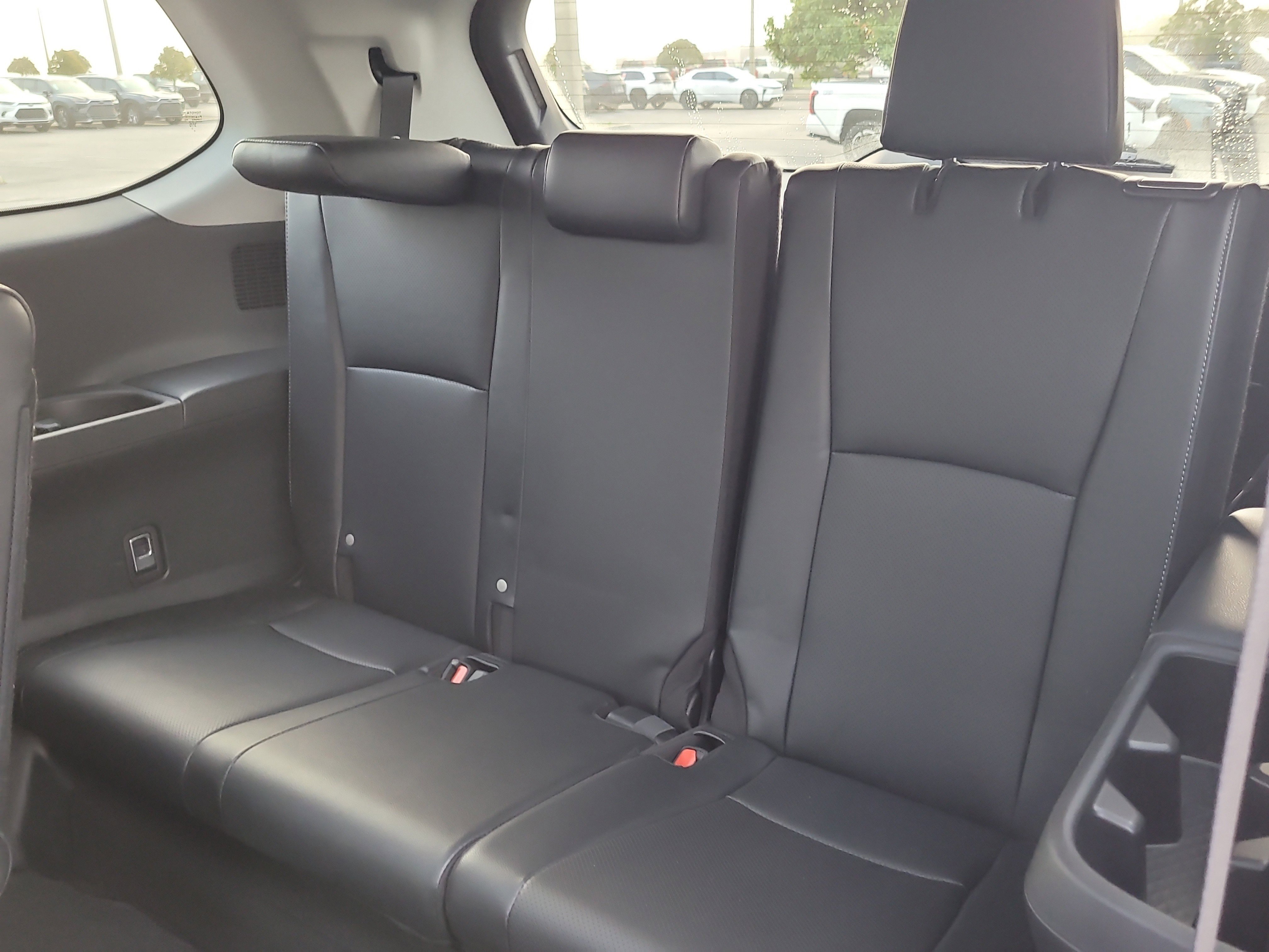 Certified 2024 Toyota Grand Highlander Limited image 16