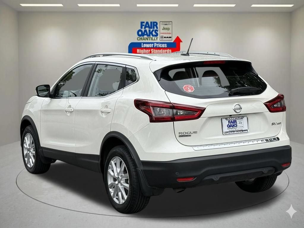 Used 2022 Nissan Rogue Sport SV AWD/4WD image 9