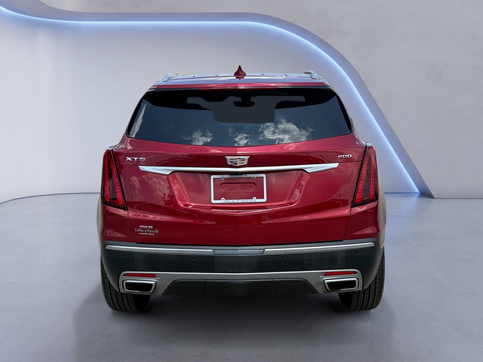 Certified 2023 Cadillac XT5 Premium Luxury w/ Technology Package AWD/4WD image 4