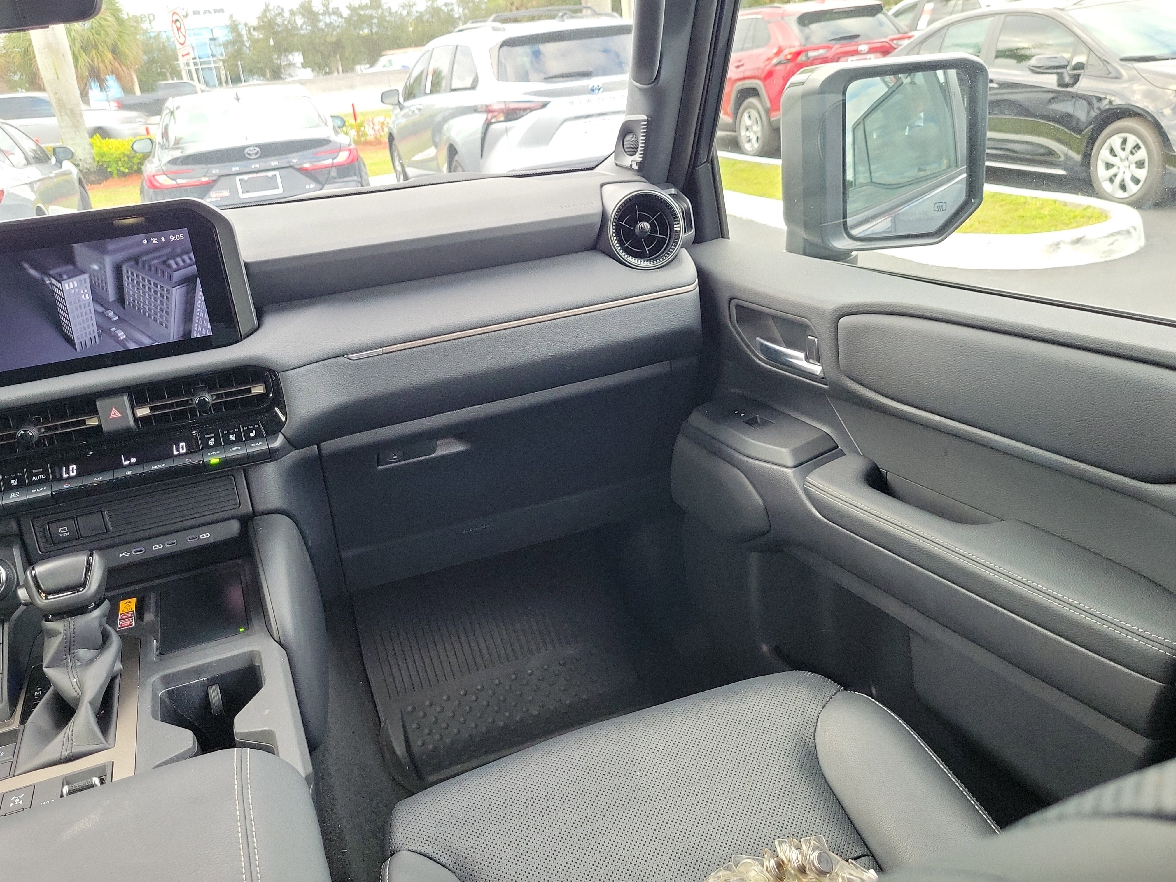 Used 2024 Toyota Land Cruiser image 17