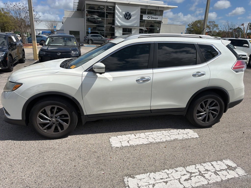 Used 2016 Nissan Rogue SL w/ SL Premium Package image 3