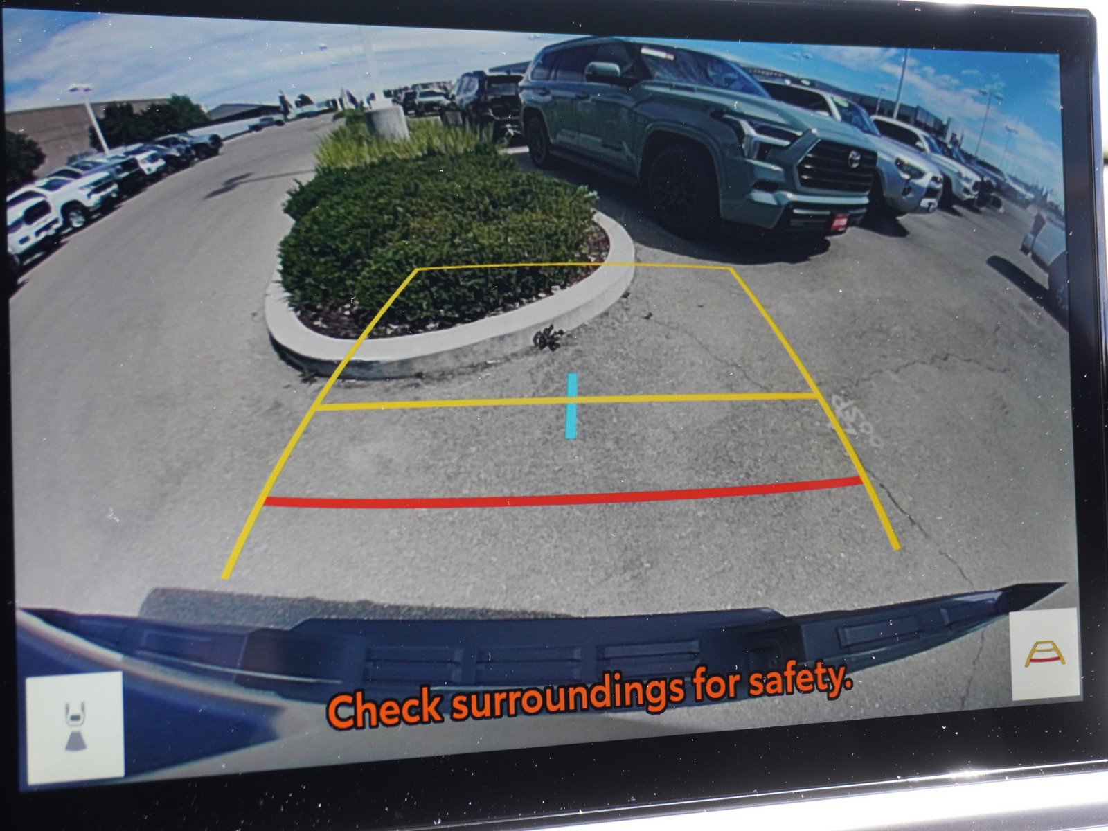 Used 2025 Toyota Tacoma TRD Off-Road w/ TRD Off Road Upgrade Package AWD/4WD image 30