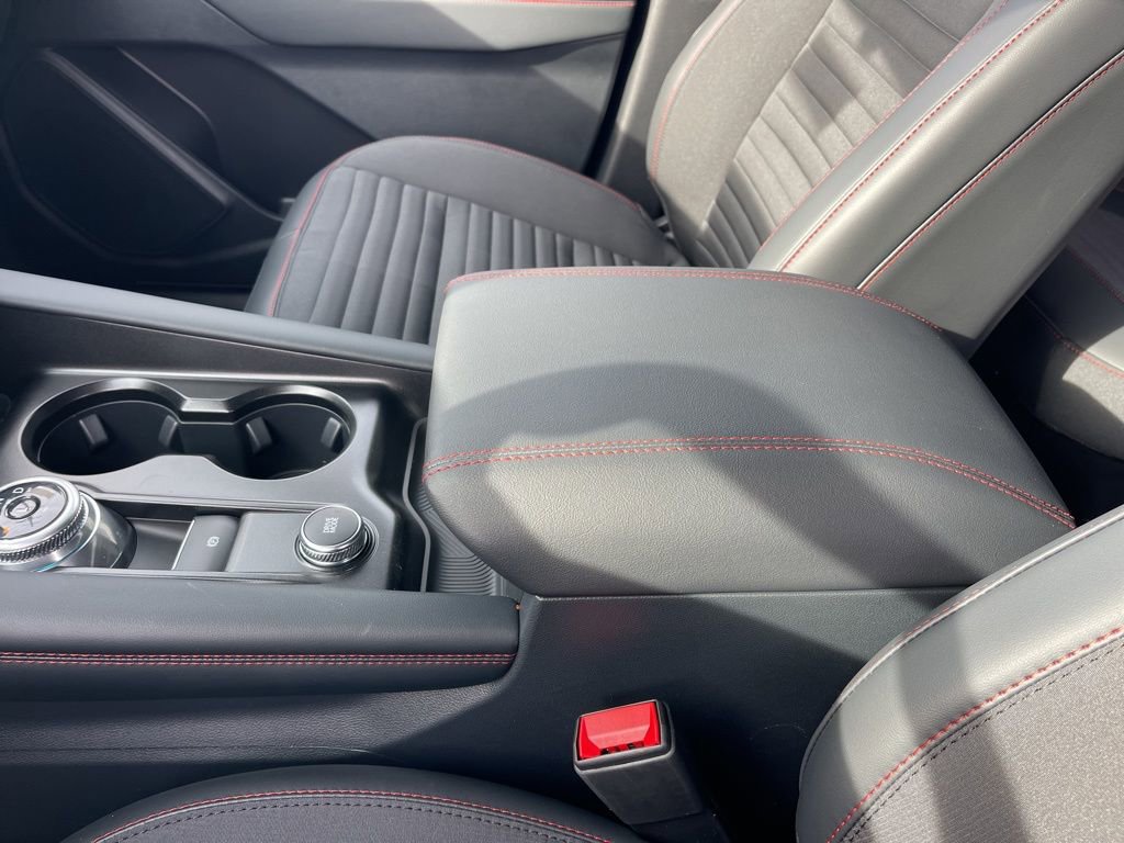 New 2026 Ford Explorer ST-Line w/ ST-Line Street Pack image 11