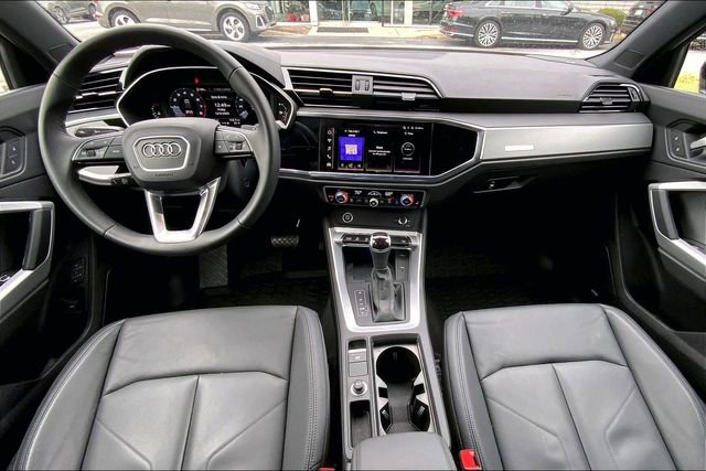 Used 2025 Audi Q3 2.0T Premium Plus w/ Premium Plus Package image 15