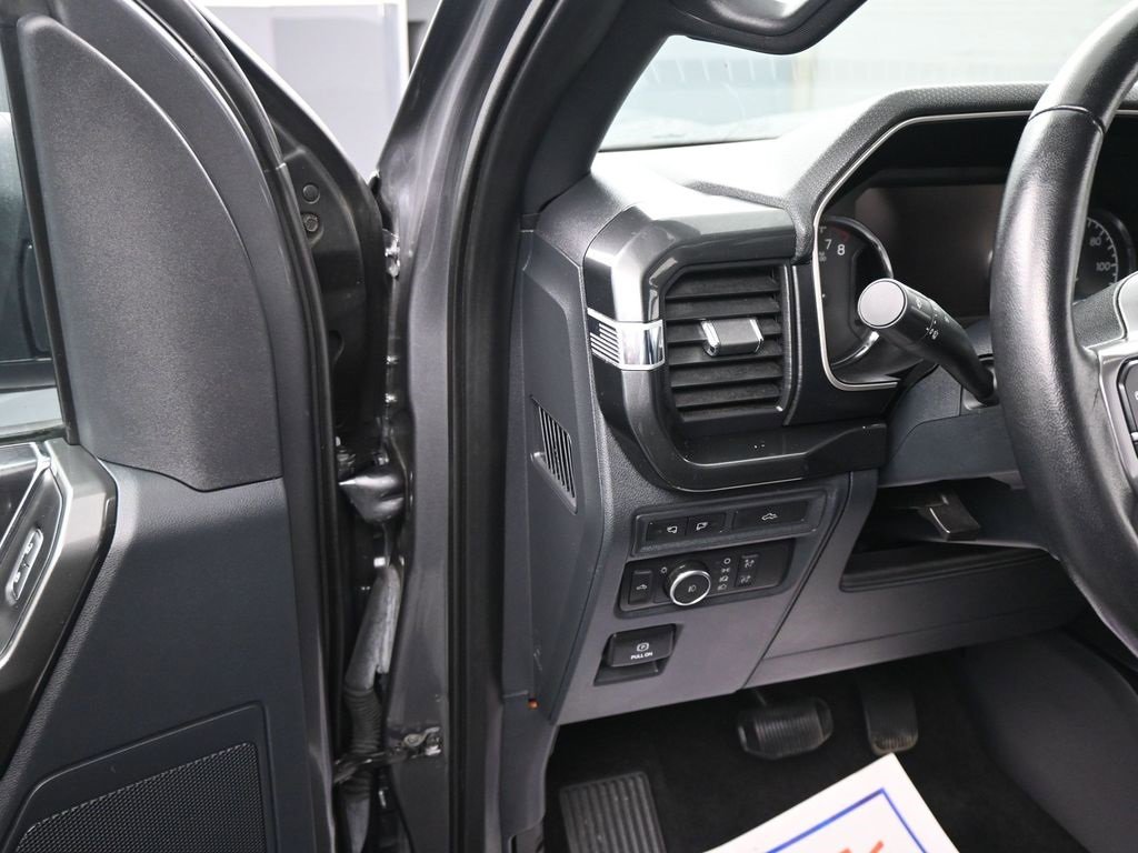 Used 2022 Ford F150 XLT w/ Equipment Group 302A High image 3