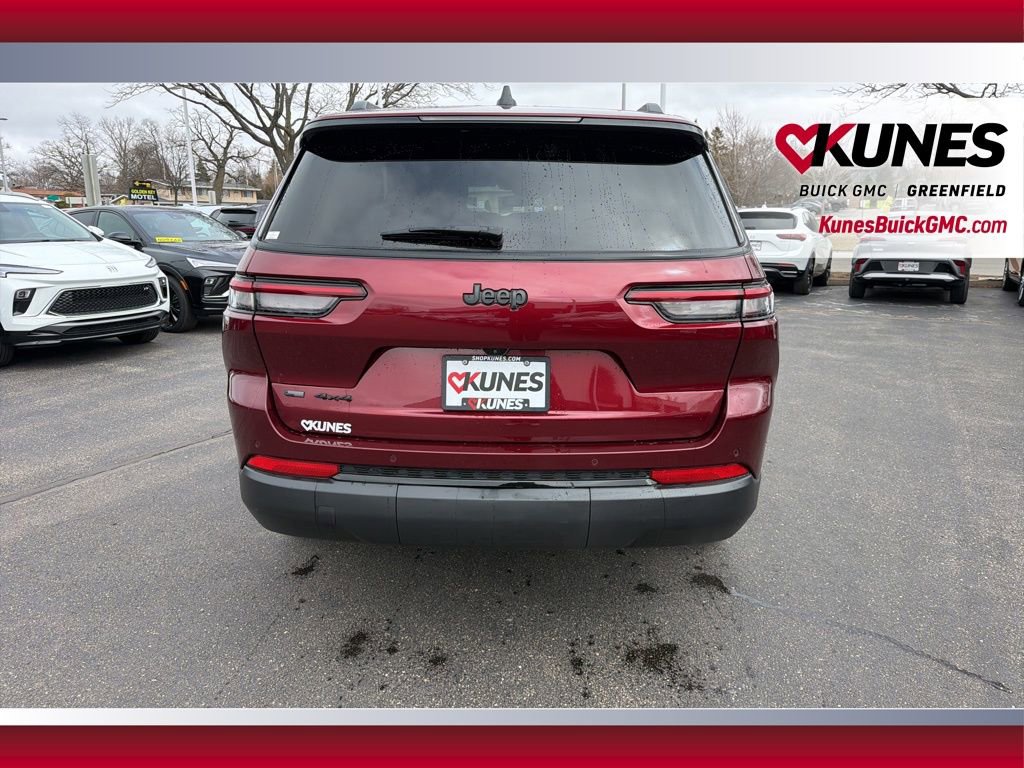 Used 2023 Jeep Grand Cherokee L Laredo image 6
