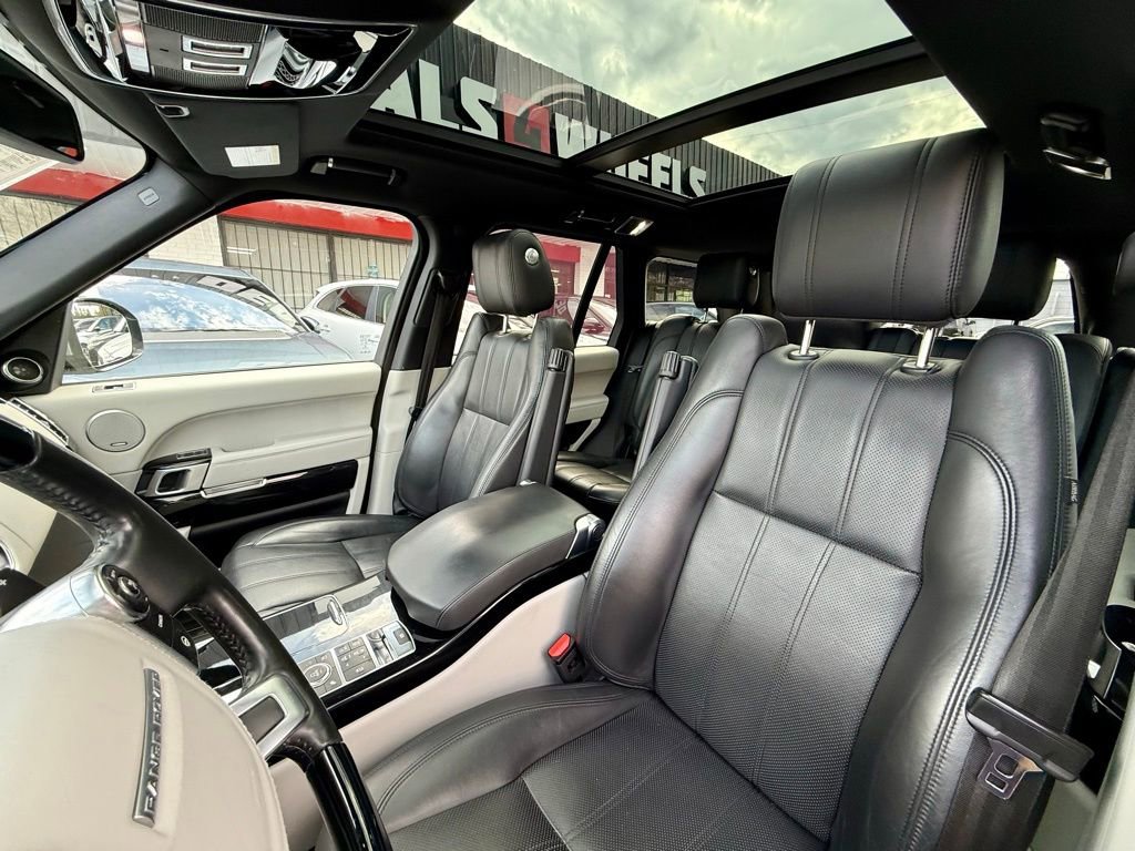 Used 2015 Land Rover Range Rover Supercharged image 14