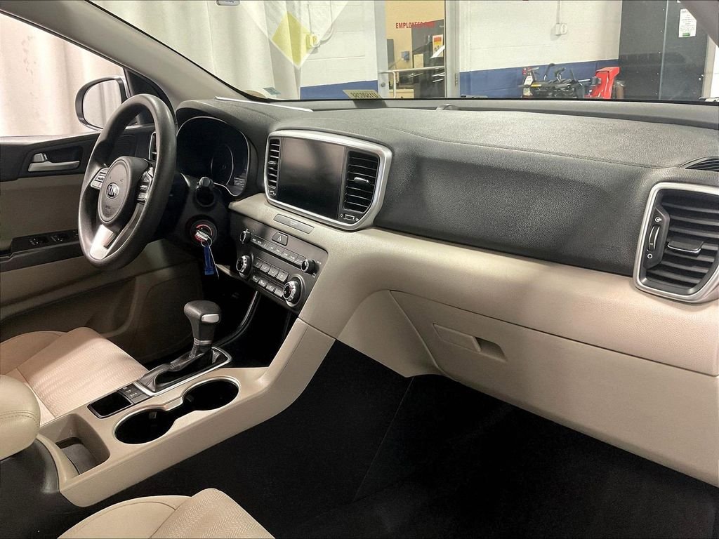 Used 2020 Kia Sportage LX AWD/4WD image 14