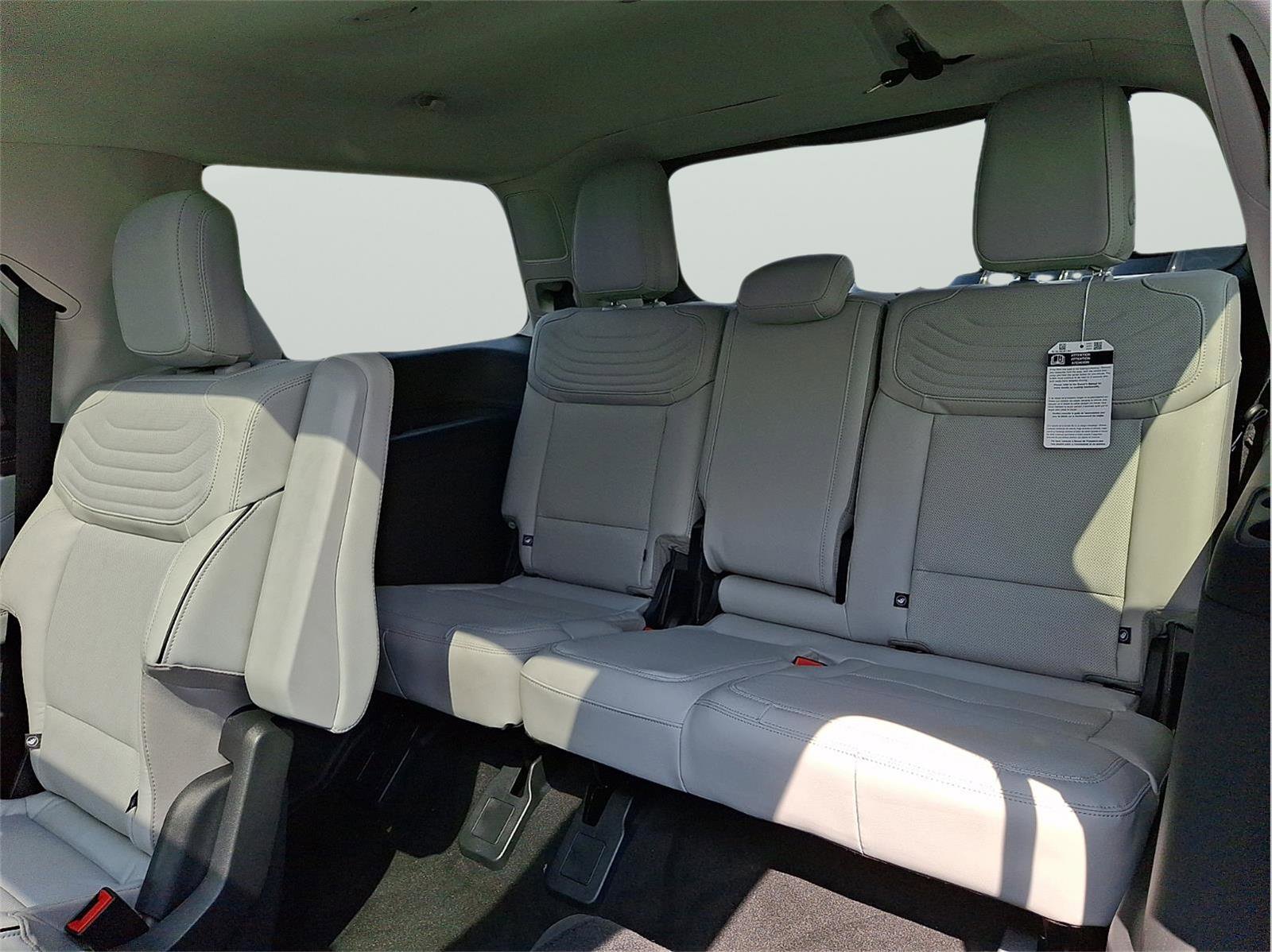 New 2025 Ford Expedition Platinum w/ Platinum Ultimate Package AWD/4WD image 13