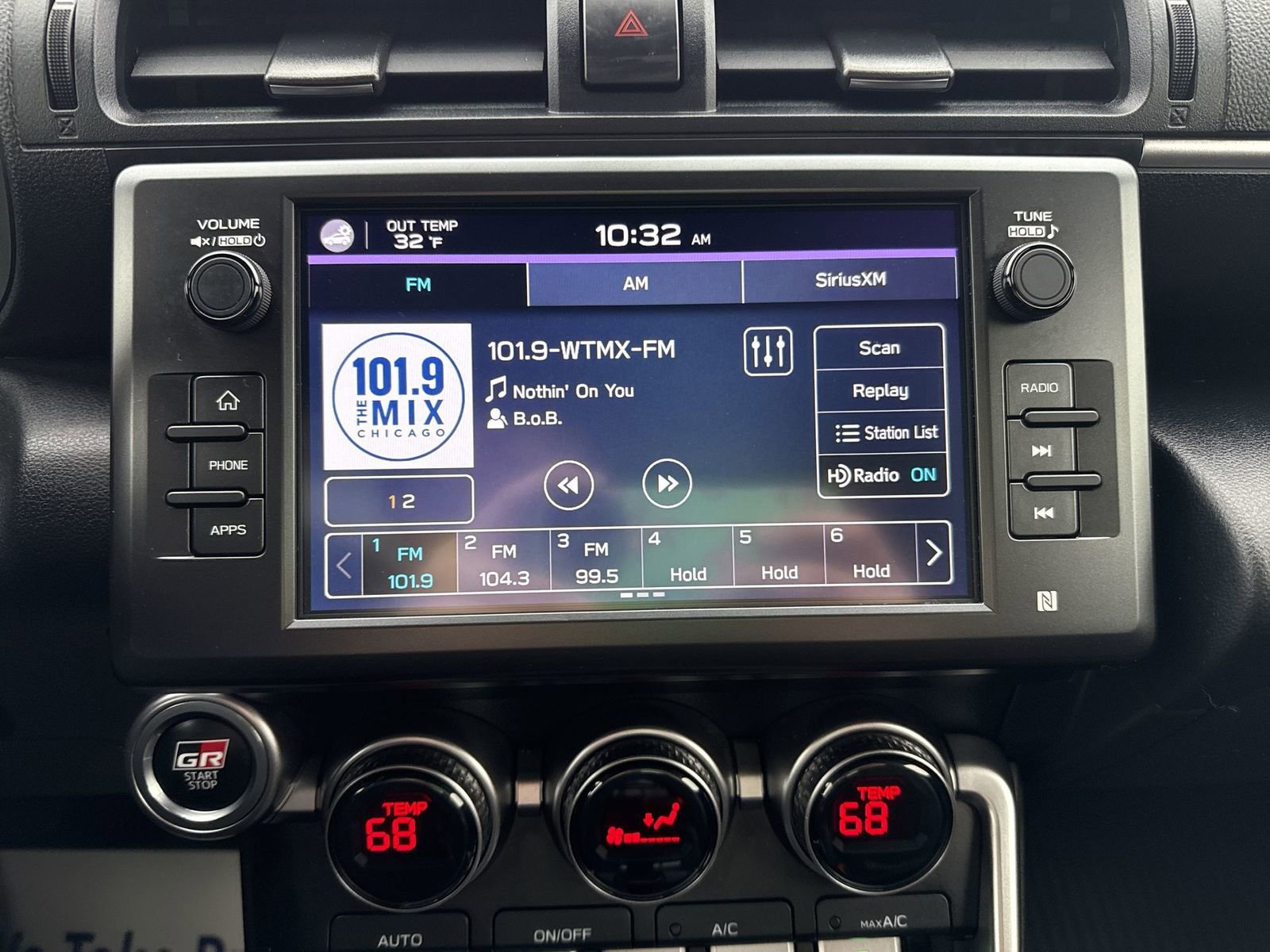 Used 2022 Toyota GR86 w/ ALL Weather Mat Package (TMS) image 16