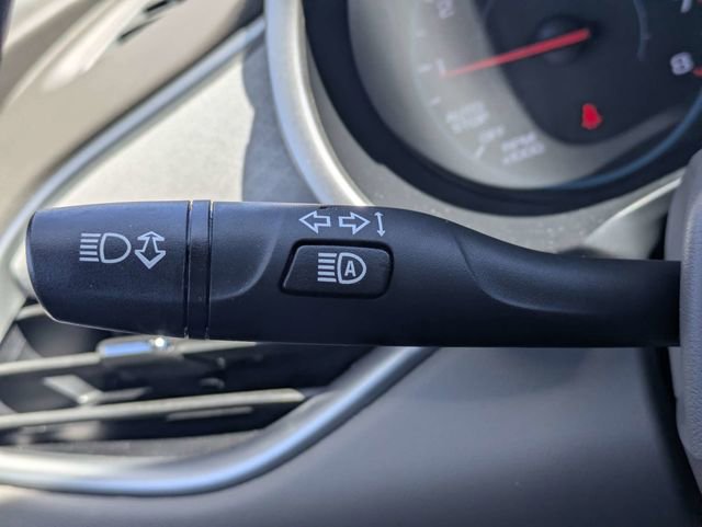 Used 2022 Chevrolet Malibu LS w/ Driver Confidence Package II FWD image 25