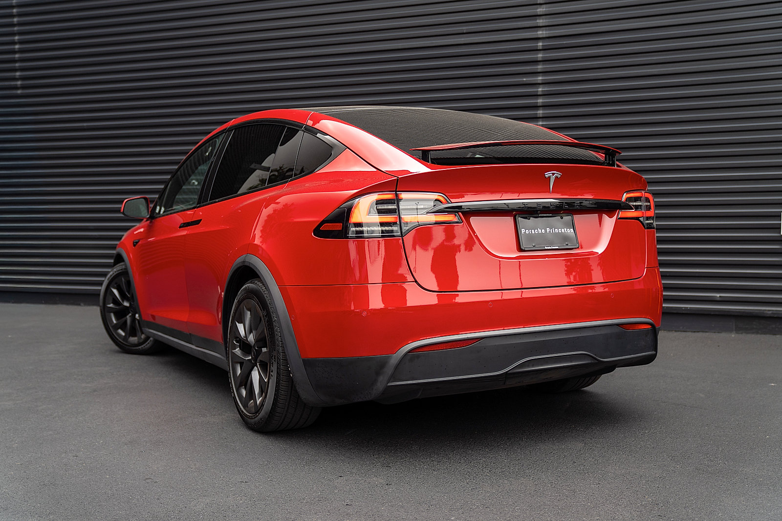 Used 2023 Tesla Model X AWD/4WD image 3