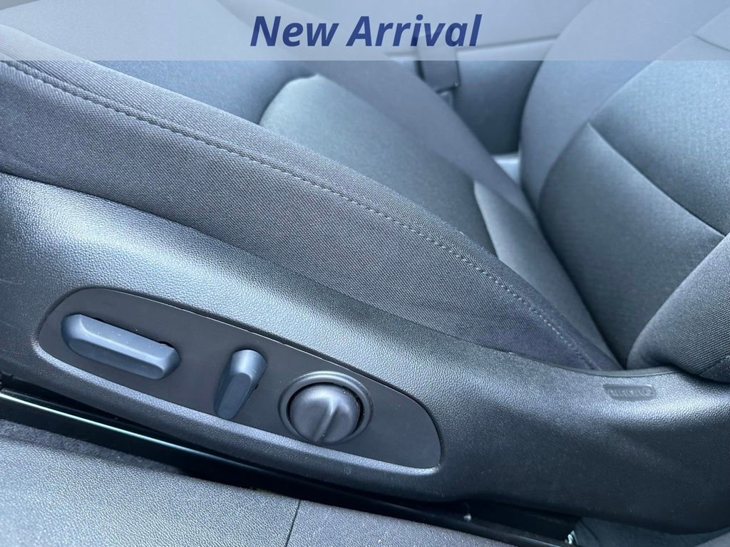 Used 2024 Chevrolet Malibu LT image 9