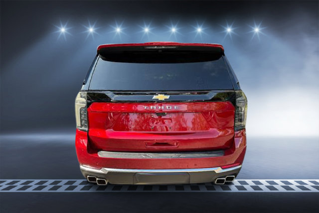 Used 2025 Chevrolet Tahoe High Country RWD image 3