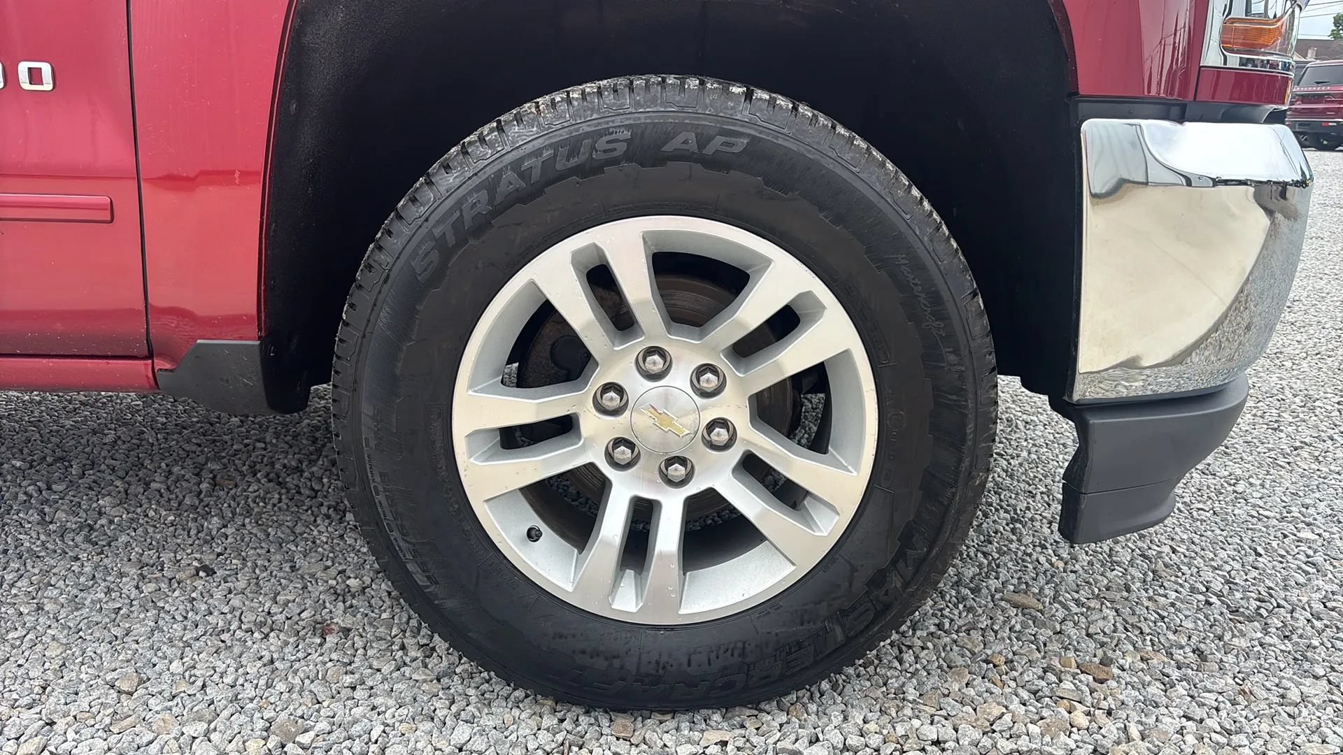 Used 2018 Chevrolet Silverado 1500 LT w/ All Star Edition AWD/4WD image 10