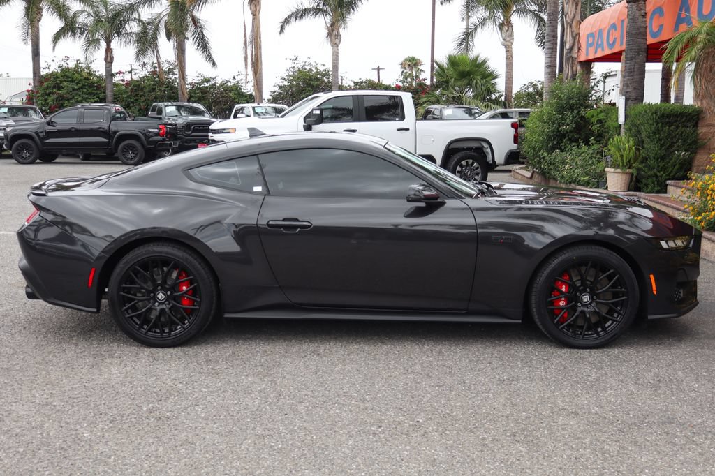 Used 2024 Ford Mustang GT Premium RWD image 11