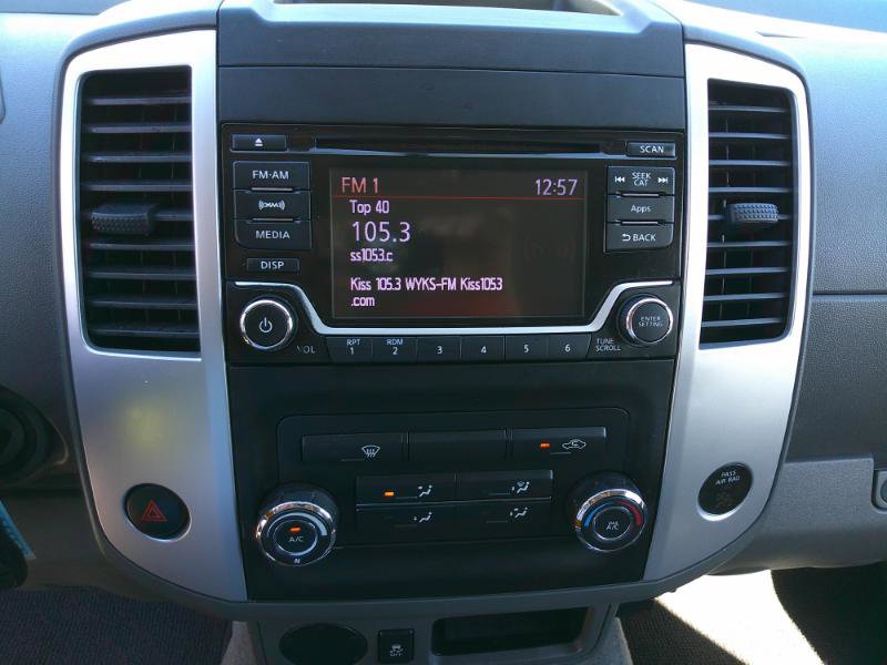 Used 2016 Nissan Frontier SV image 17