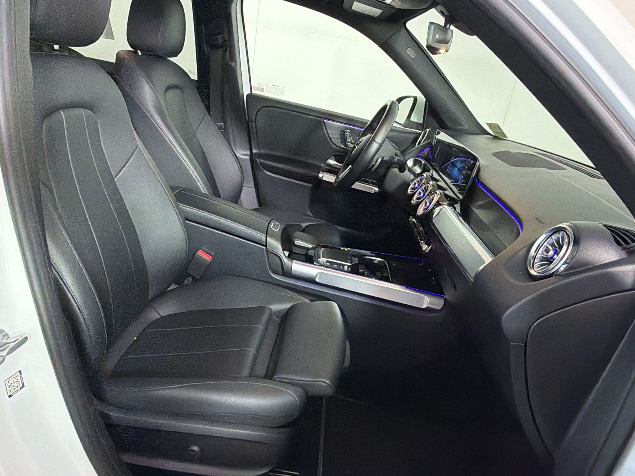 Certified 2021 Mercedes-Benz GLB 250 4MATIC image 23
