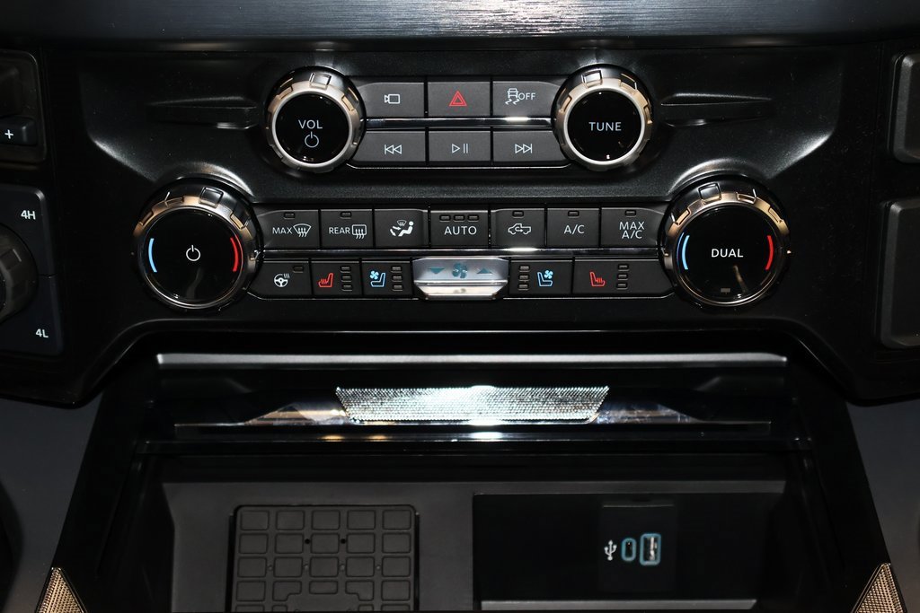 New 2025 Ford F350 Lariat w/ Lariat Ultimate Package image 26