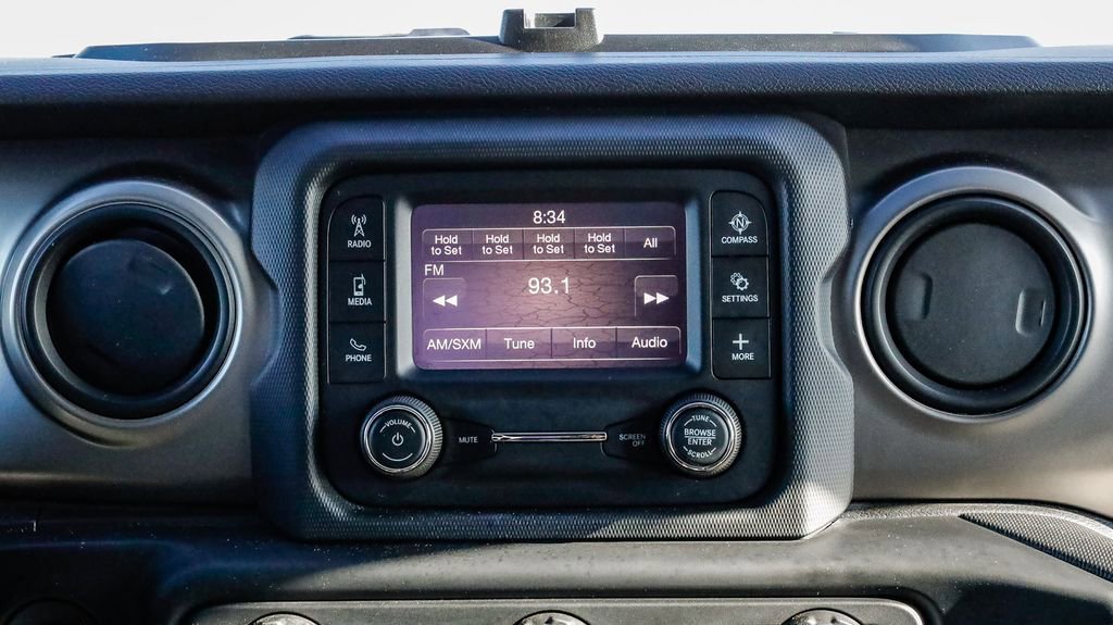 Used 2021 Jeep Gladiator Sport AWD/4WD image 17