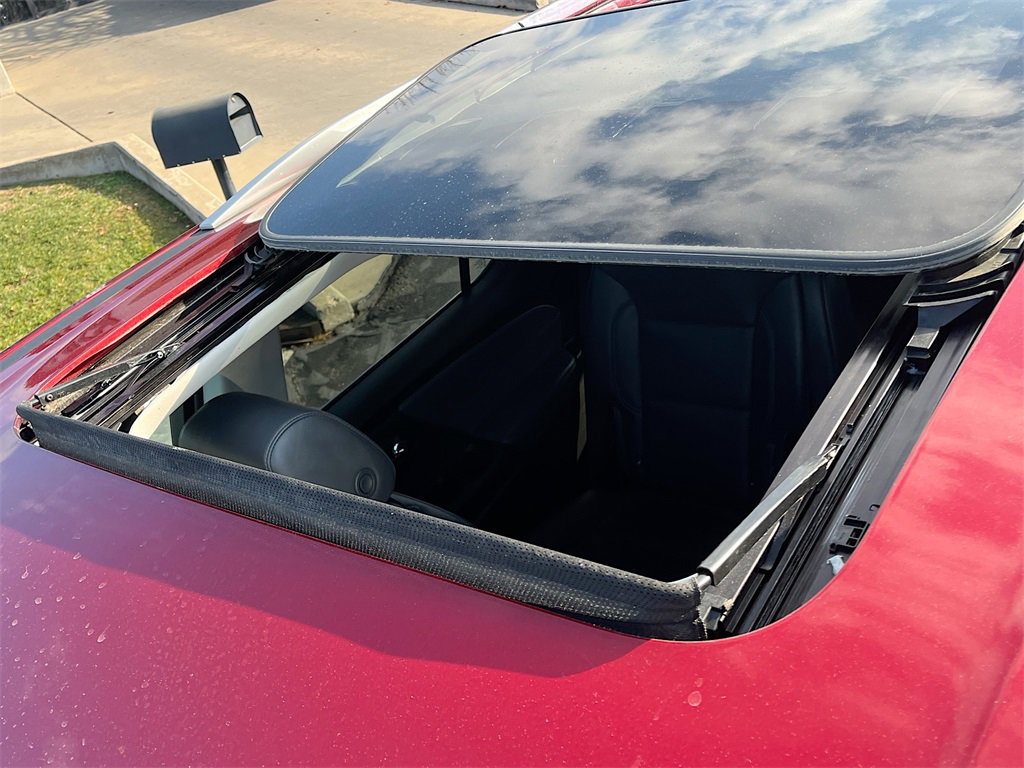 Used 2019 Chevrolet Traverse Premier w/ Driver Confidence II Package image 23