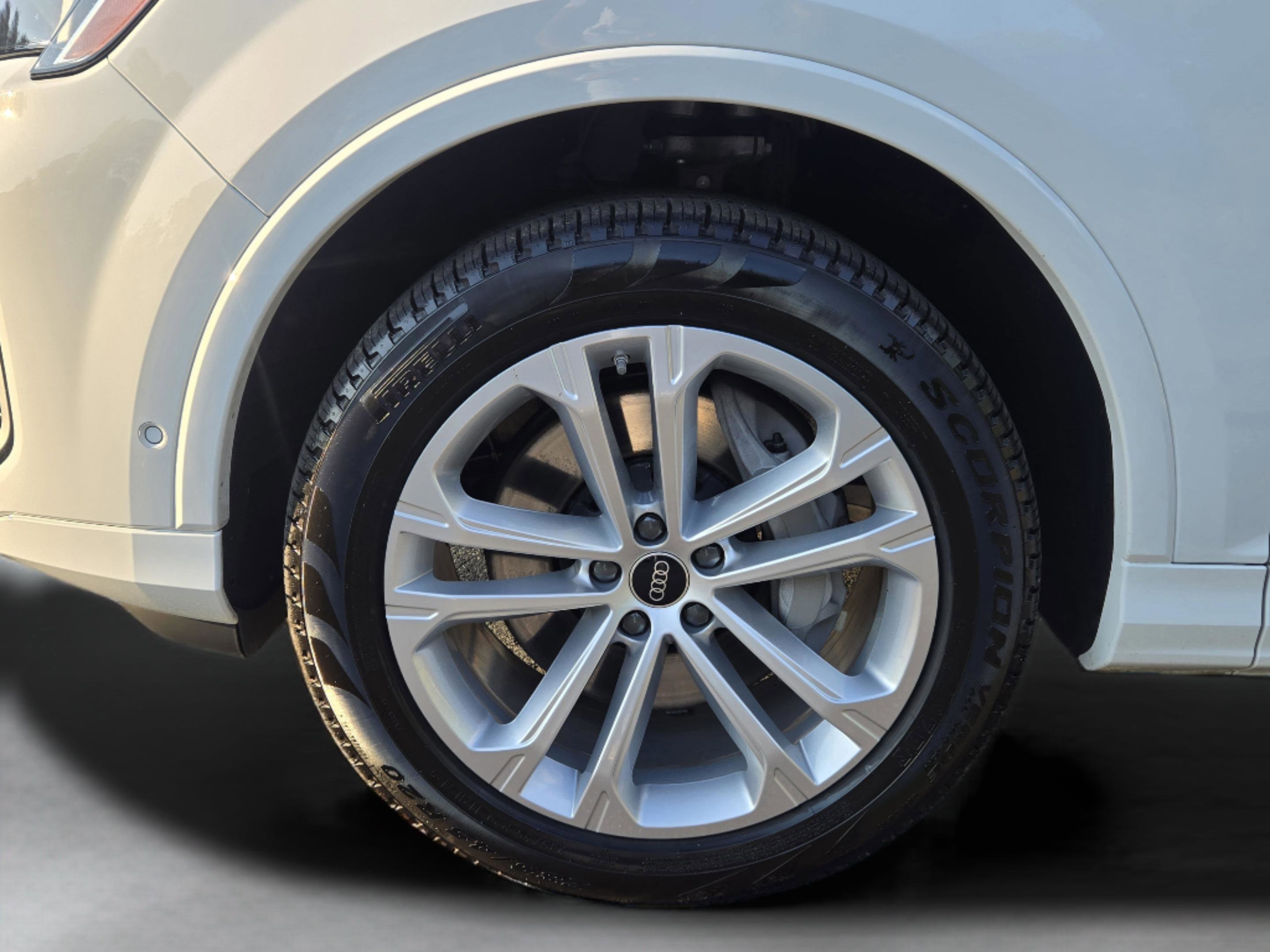 Used 2025 Audi Q7 2.0T Premium Plus w/ Premium Plus Package image 33