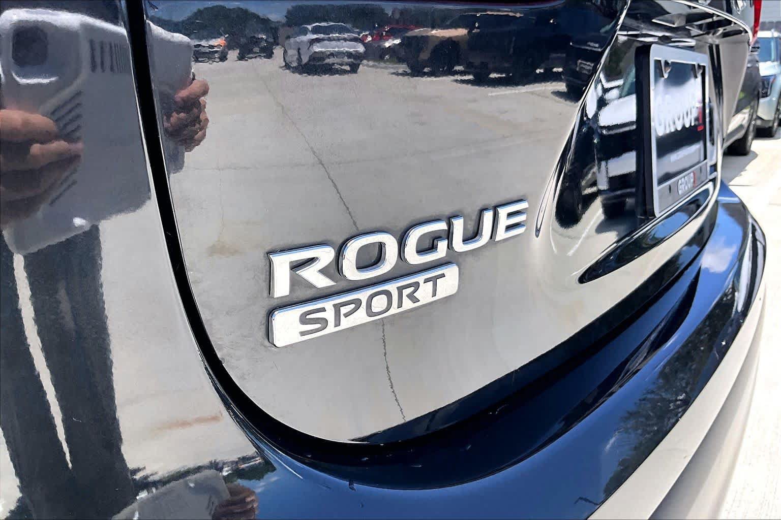 Used 2022 Nissan Rogue Sport S FWD image 28