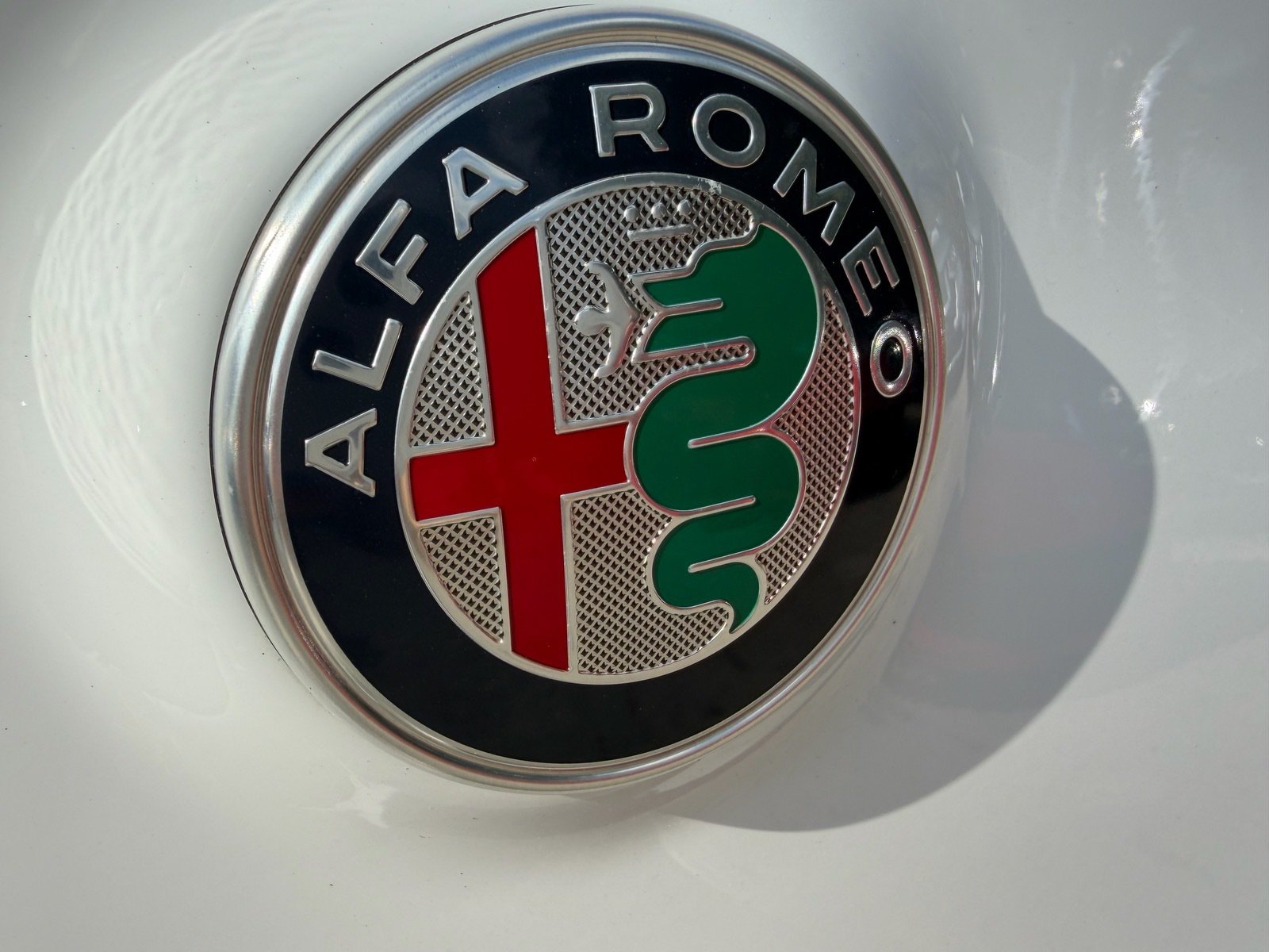 Used 2022 Alfa Romeo Stelvio Ti w/ Active Assist Plus Package AWD/4WD image 10