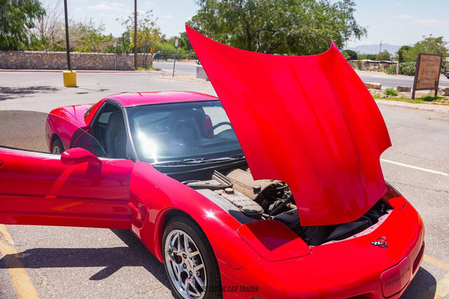 Used 1999 Chevrolet Corvette Coupe w/ Memory Pkg RWD image 65