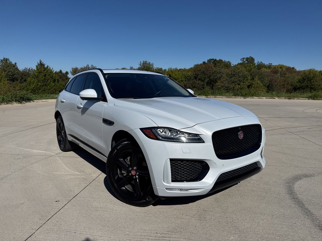 Used 2020 Jaguar F-PACE Checkered Flag