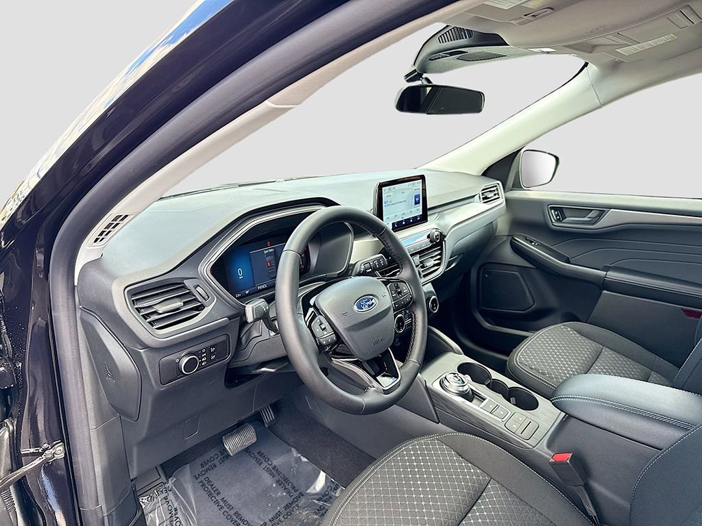 New 2026 Ford Escape Active w/ Cold Weather Package image 16