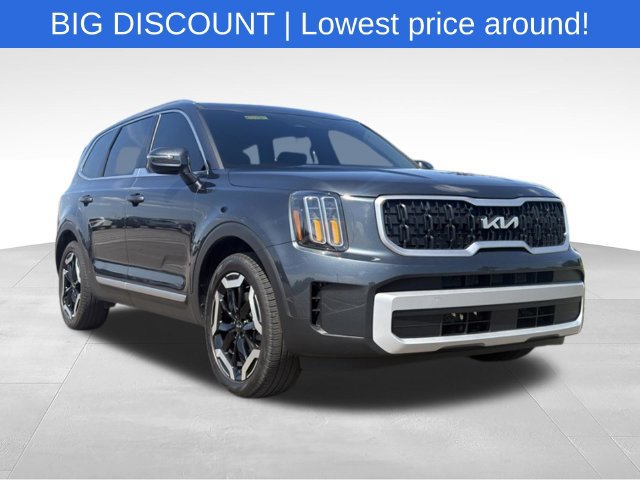 Used 2024 Kia Telluride EX w/ EX Captain's Chair Package