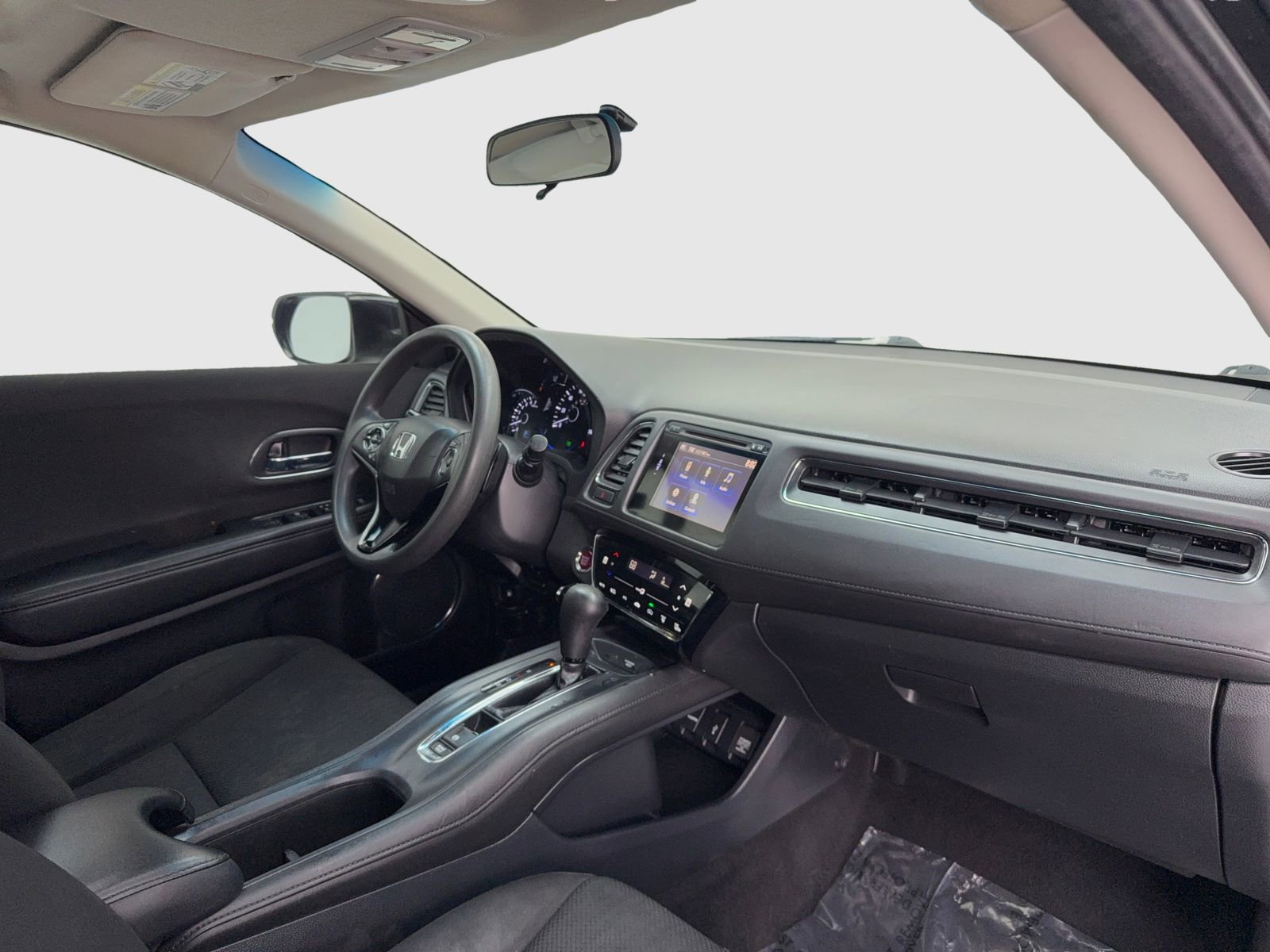 Used 2018 Honda HR-V EX image 39