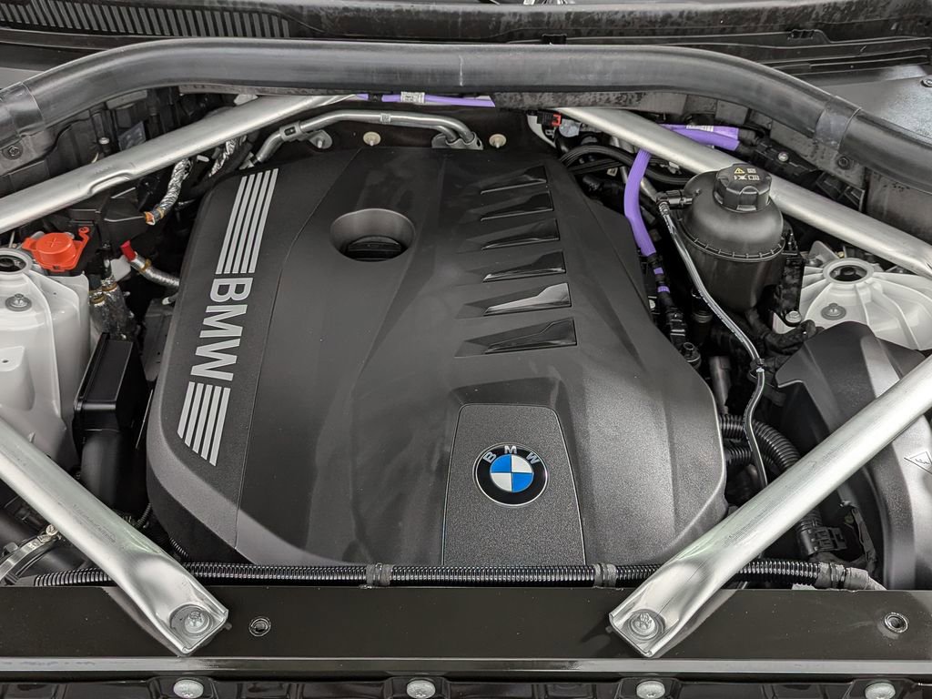 Certified 2024 BMW X5 xDrive40i w/ M Sport Package image 51