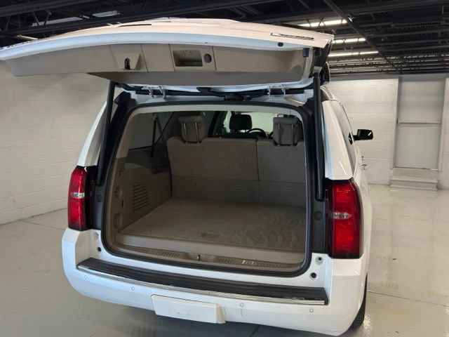 Used 2018 Chevrolet Suburban Premier AWD/4WD image 9